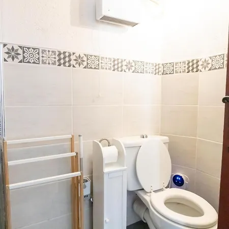 Apartment Centre